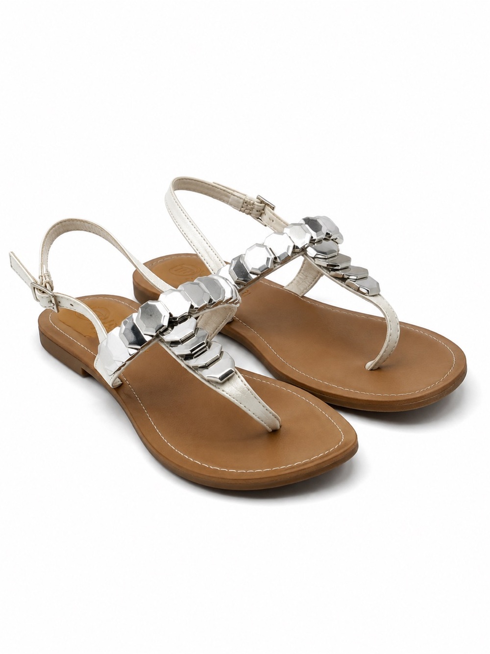BCBGeneration Blayre White Silver T-Strap Flat Thong Sandals Boho Women's Size 7